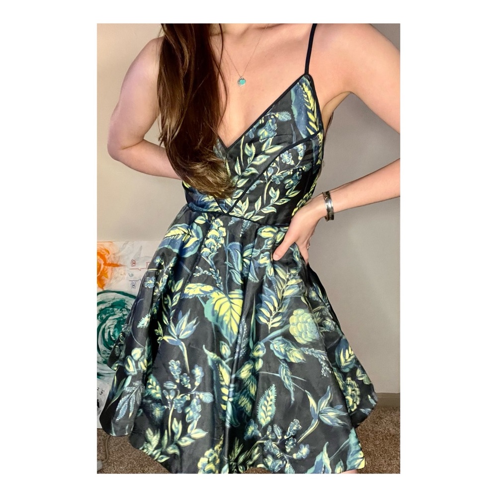 🌴💚 NWOT Urban Outfitters (UO) Silence + Noise Hologram Organza Mini Dress 💚🌴